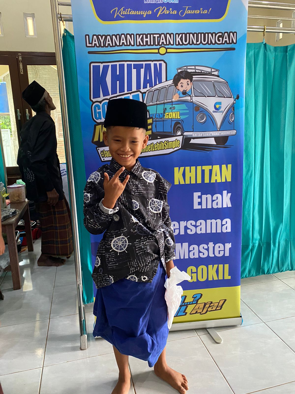 KHITAN GOKIL MASSAL